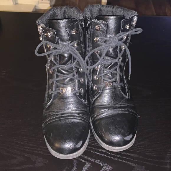Michael Kors black classy combat boots - Picture 2 of 7